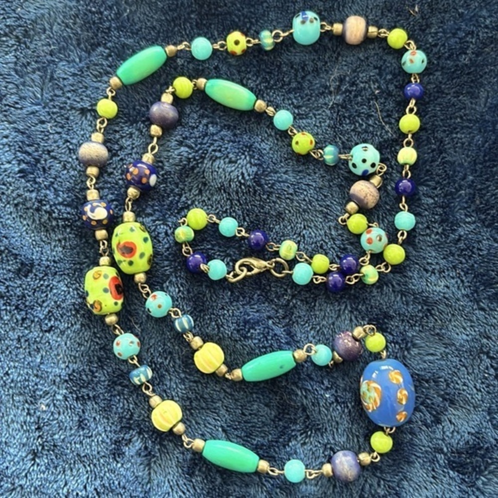 Necklace with blue beads